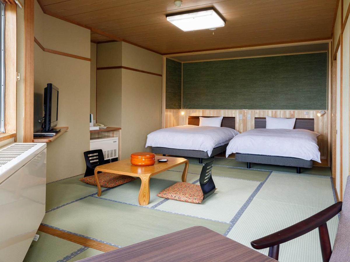 Hotel Iwasuge Yamanouchi  Dış mekan fotoğraf