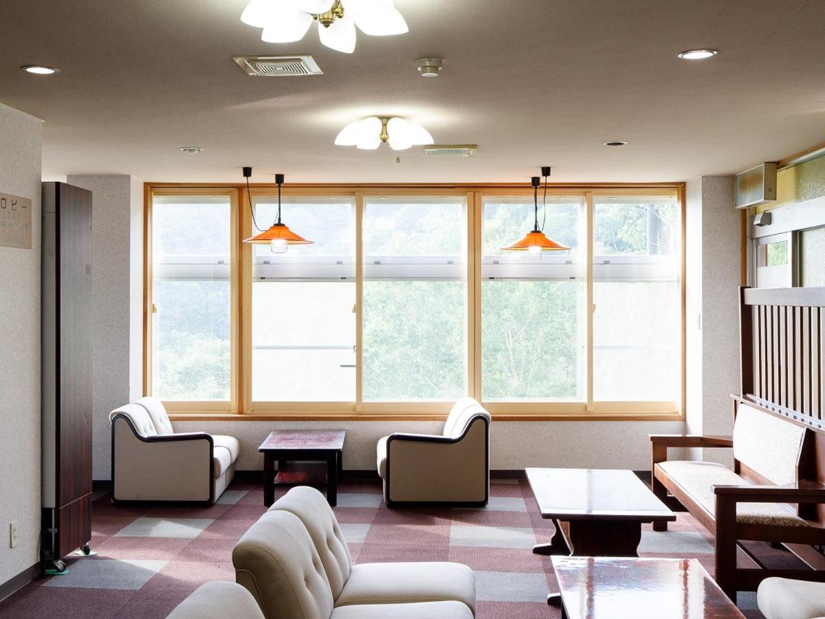 Hotel Iwasuge Yamanouchi  Dış mekan fotoğraf