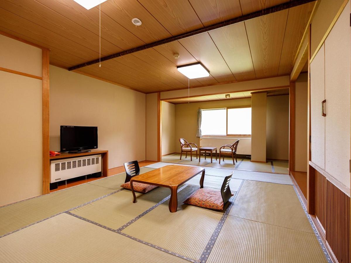 Hotel Iwasuge Yamanouchi  Dış mekan fotoğraf